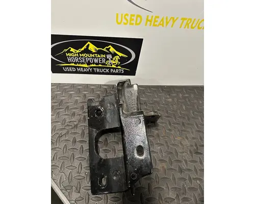 PETERBILT 579EV Bumper Bracket, Front