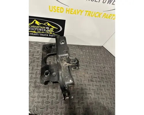 PETERBILT 579EV Bumper Bracket, Front