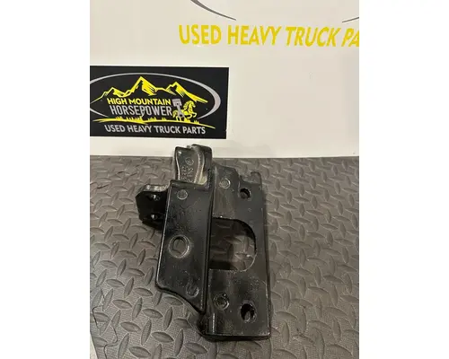 PETERBILT 579EV Bumper Bracket, Front