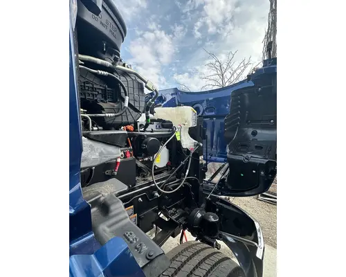 PETERBILT 579EV Complete Vehicle