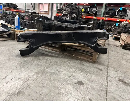 PETERBILT 579EV Crossmember