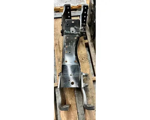 PETERBILT 579EV Crossmember