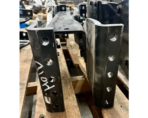 PETERBILT 579EV Crossmember