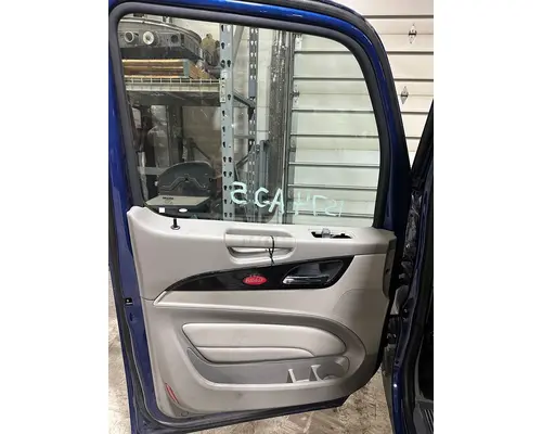 PETERBILT 579EV Door Assembly, Front