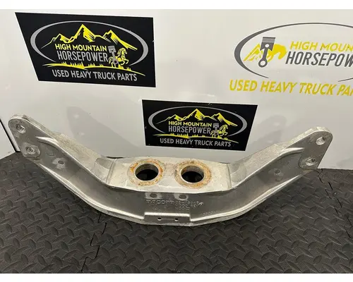 PETERBILT 579EV Engine Mounts