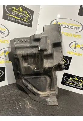 PETERBILT 579EV Fender