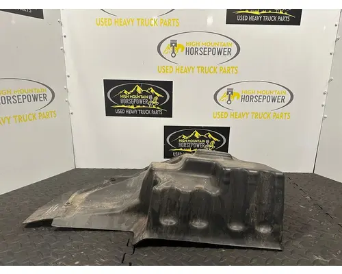 PETERBILT 579EV Fender