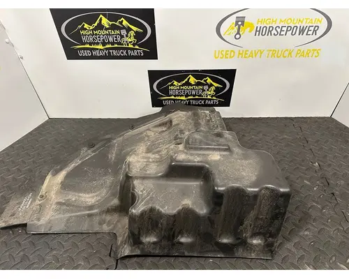 PETERBILT 579EV Fender