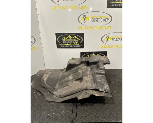 PETERBILT 579EV Fender