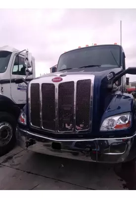 PETERBILT 579EV Hood