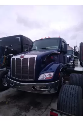 PETERBILT 579EV Hood