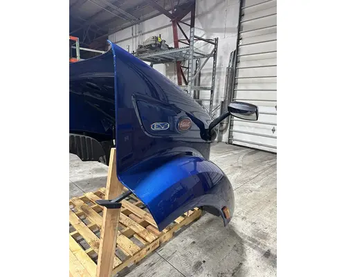 PETERBILT 579EV Hood