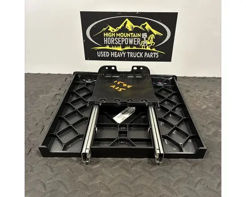 PETERBILT 579EV Interior Parts, Misc.