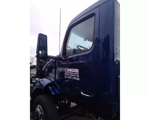 PETERBILT 579EV Mirror (Side View)