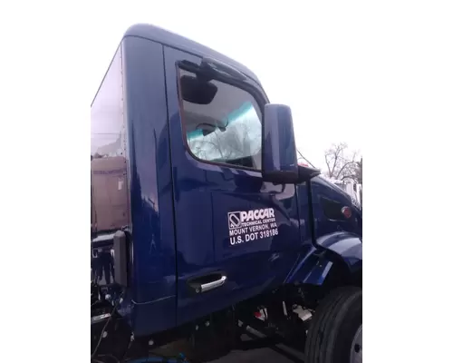 PETERBILT 579EV Mirror (Side View)