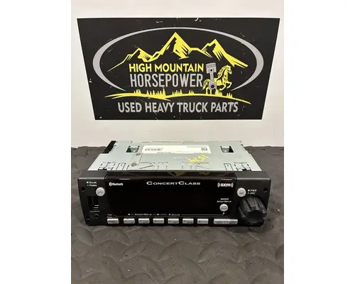 PETERBILT 579EV Radio