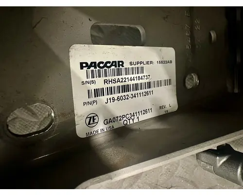 PETERBILT 579EV Steering Column