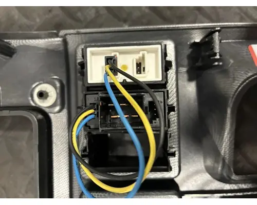 PETERBILT 579EV Switch, misc 