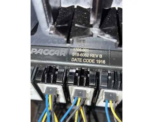 PETERBILT 579EV Switch, misc 