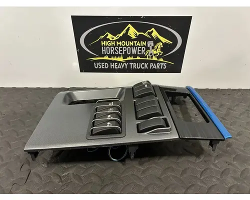 PETERBILT 579EV Switch, misc 