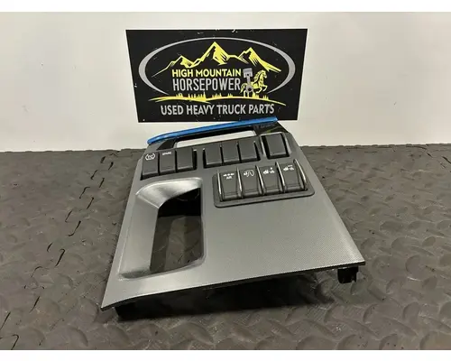 PETERBILT 579EV Switch, misc 