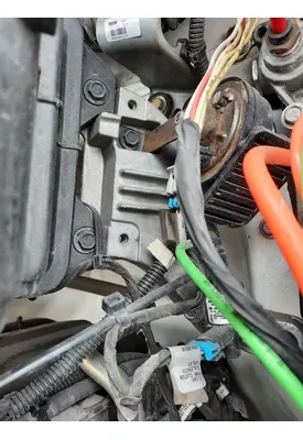 PETERBILT 579 AIR CLEANER BRACKET