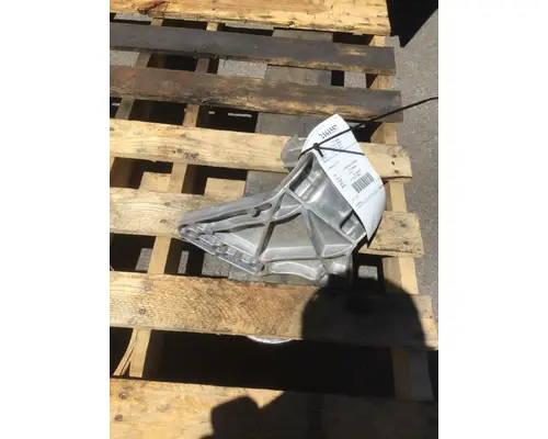 PETERBILT 579 AIR CLEANER BRACKET