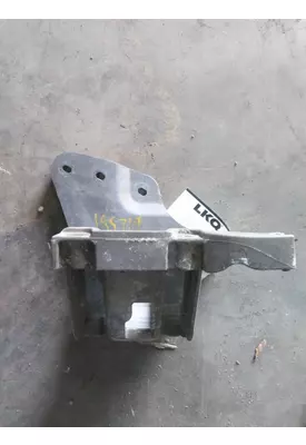 PETERBILT 579 AIR CLEANER BRACKET