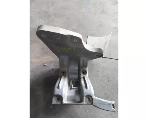 PETERBILT 579 AIR CLEANER BRACKET