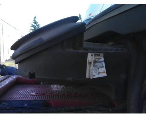 PETERBILT 579 AIR CLEANER