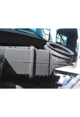 PETERBILT 579 AIR CLEANER