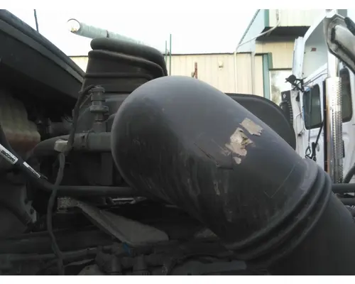 PETERBILT 579 AIR CLEANER