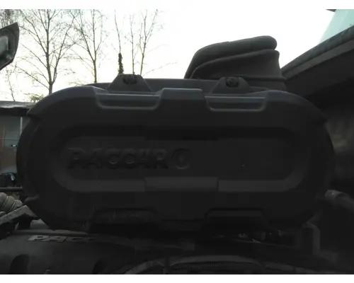 PETERBILT 579 AIR CLEANER