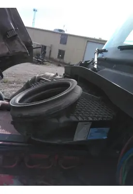 PETERBILT 579 AIR CLEANER