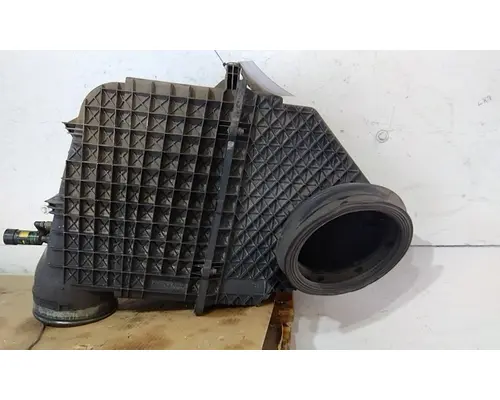PETERBILT 579 AIR CLEANER