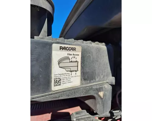 PETERBILT 579 AIR CLEANER