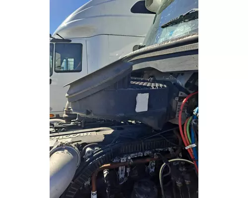 PETERBILT 579 AIR CLEANER