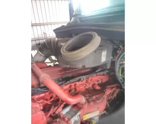 PETERBILT 579 AIR CLEANER