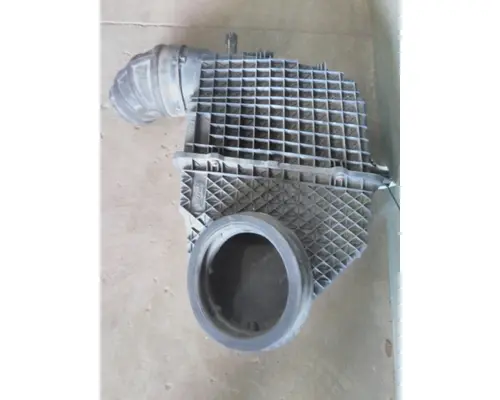 PETERBILT 579 AIR CLEANER