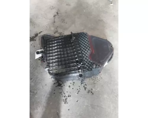 PETERBILT 579 AIR CLEANER