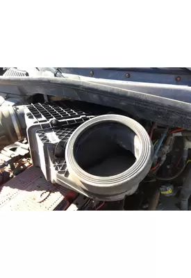 PETERBILT 579 AIR CLEANER