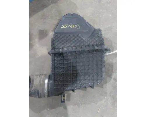 PETERBILT 579 AIR CLEANER