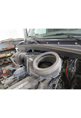 PETERBILT 579 AIR CLEANER