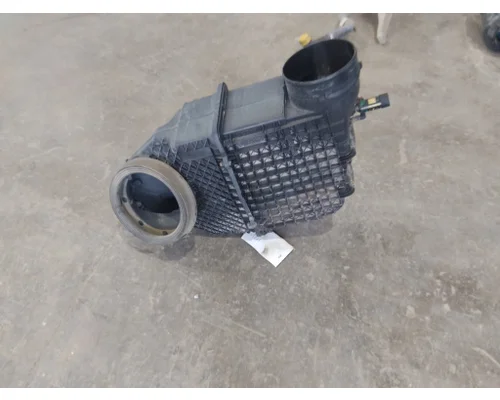 PETERBILT 579 AIR CLEANER