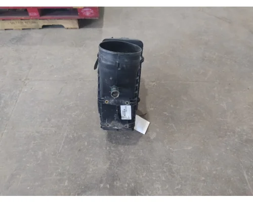 PETERBILT 579 AIR CLEANER