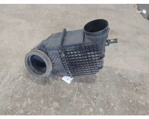 PETERBILT 579 AIR CLEANER