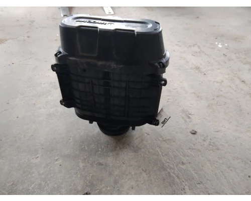 PETERBILT 579 AIR CLEANER