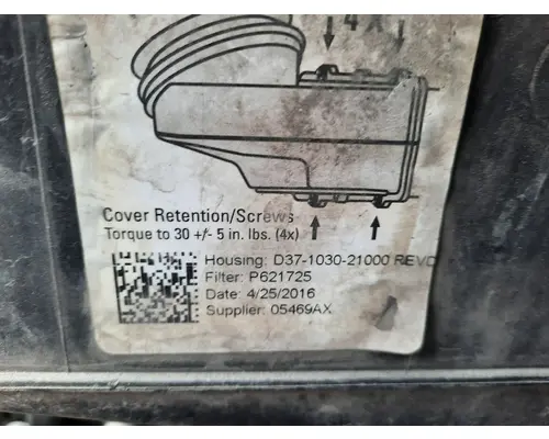 PETERBILT 579 AIR CLEANER