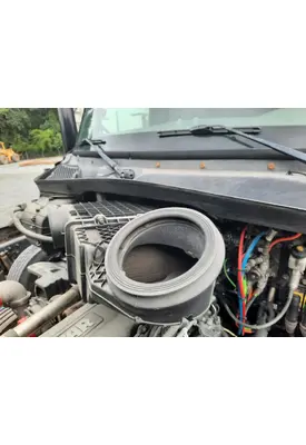 PETERBILT 579 AIR CLEANER