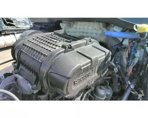 PETERBILT 579 AIR CLEANER